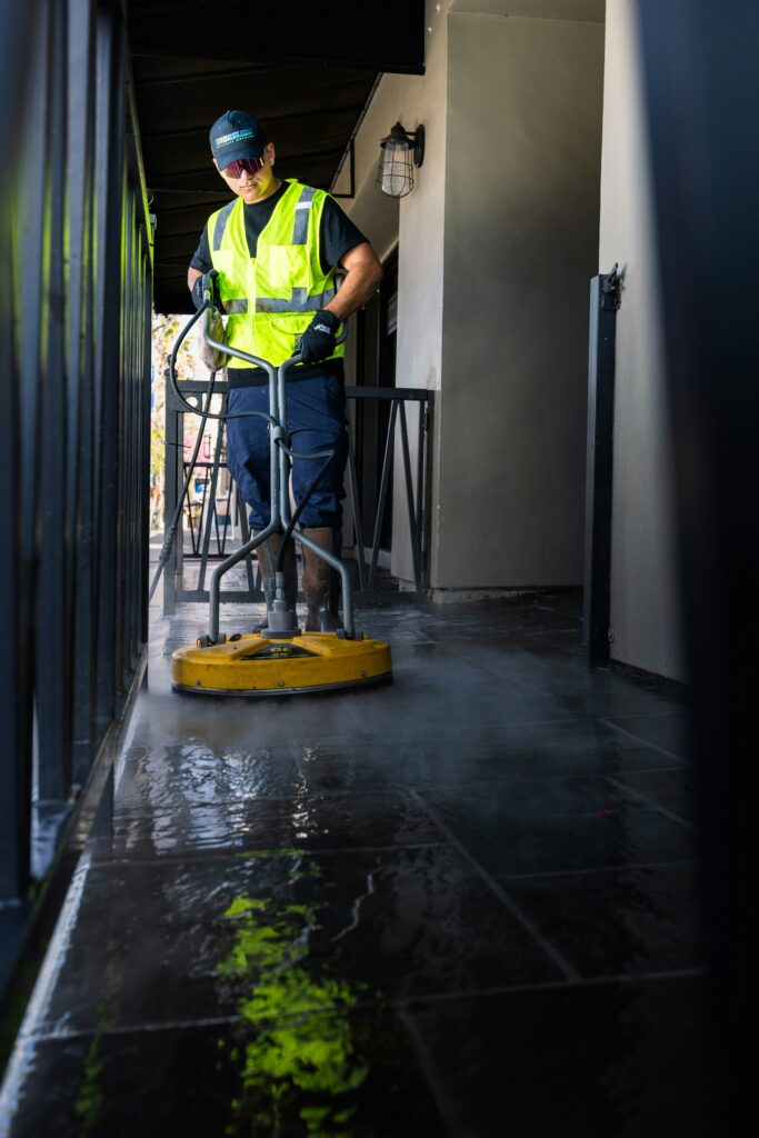 toronto cleaning company team